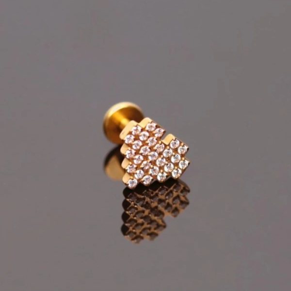 PARLAK TAŞ SÜSLEMELİ KALP FİGÜRLÜ Kıkırdak, Kulak "snug" "lobe" AKSESUARLI Zirkon Piercing, Küpe