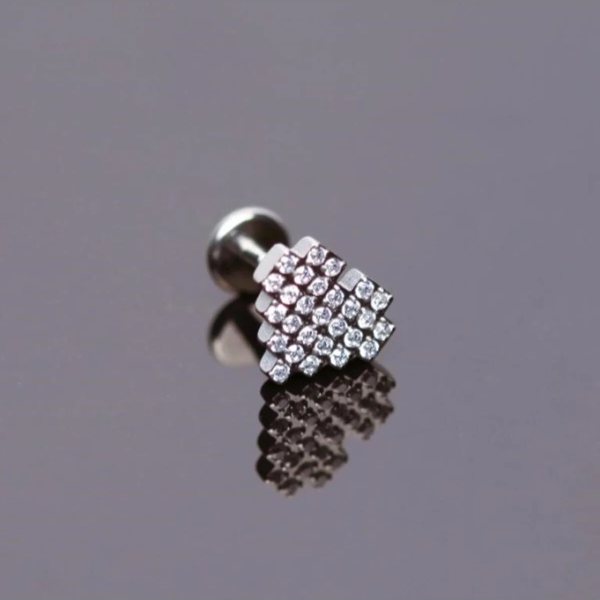 Titanyum Gövdeli(Barlı) Zirkon Taşlı Kalp Figürlü Kıkırdak, Kulak "snug" "lobe" Aksesuarlı Piercing