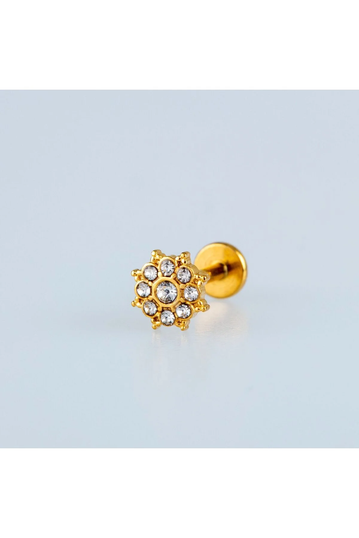 "AGB" Parıltı Taşlı Yıldız Çevrili Papatya Figürlü Aksesuarlı  Kulak, Kıkırdak, Helix & Tragus Piercing 1