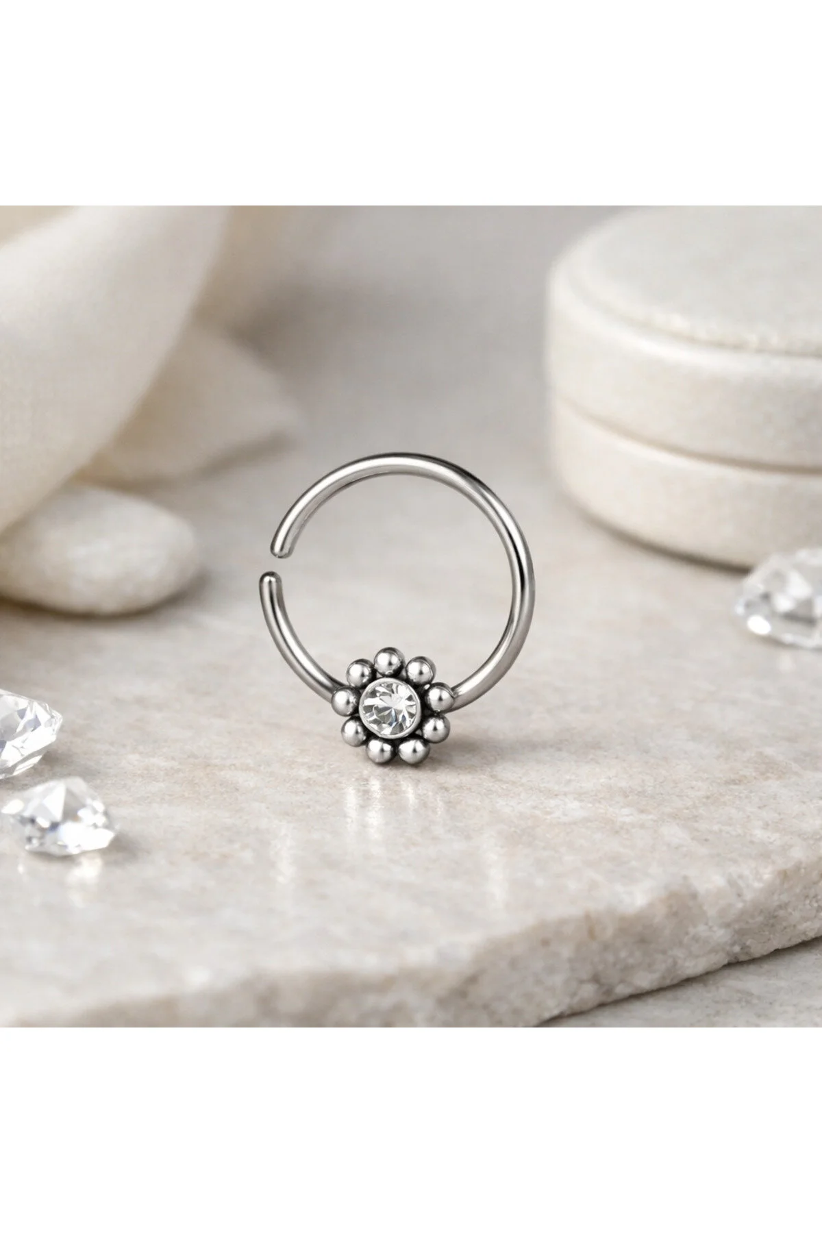 "AGB" Özel Taşlı 316L Cerrahi Çelik Çiçek Figürlü Nose, Stud & Burun Halka Hızma Piercing 1