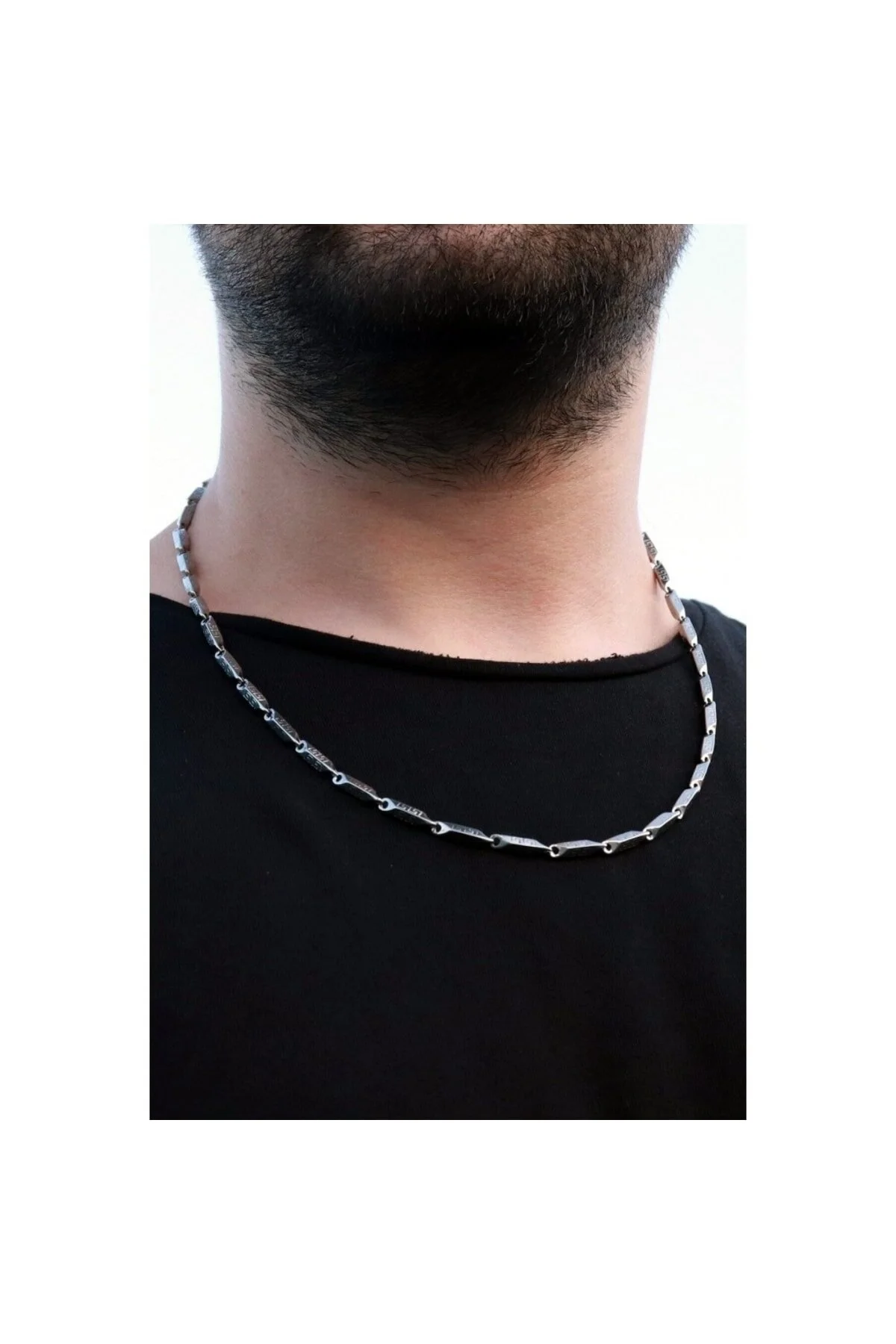 Çelik Çizgi Tasarımlı Kesme Çubuk Kolye 1