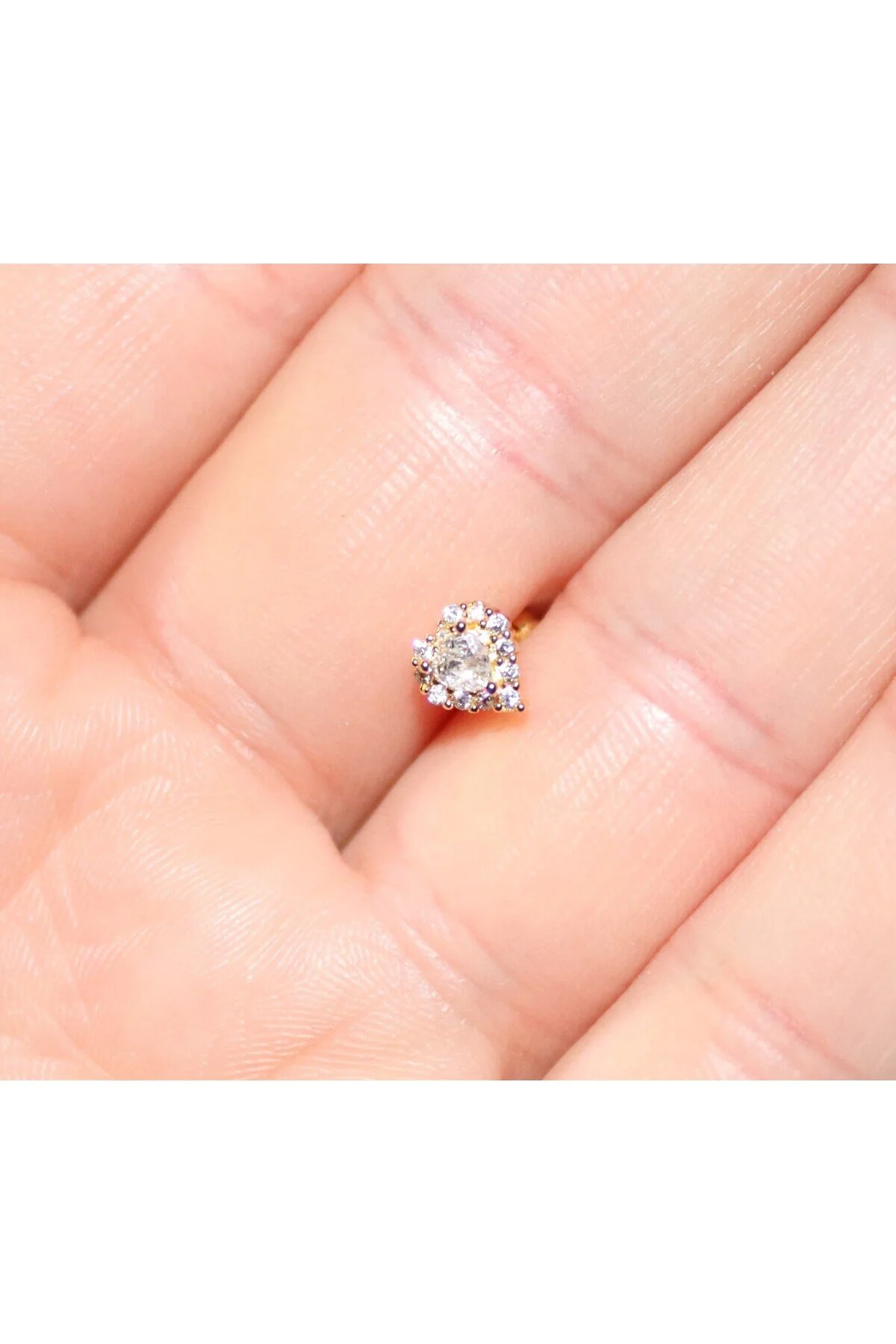 AGB Parıltı Kalp Taşlı Aksesuarlı  Kulak, Kıkırdak, Helix & Tragus Piercing 1