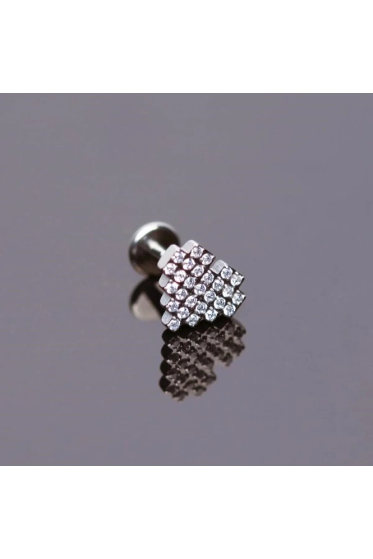 Titanyum Gövdeli(Barlı) Zirkon Taşlı Kalp Figürlü Kıkırdak, Kulak "snug" "lobe" Aksesuarlı Piercing 1