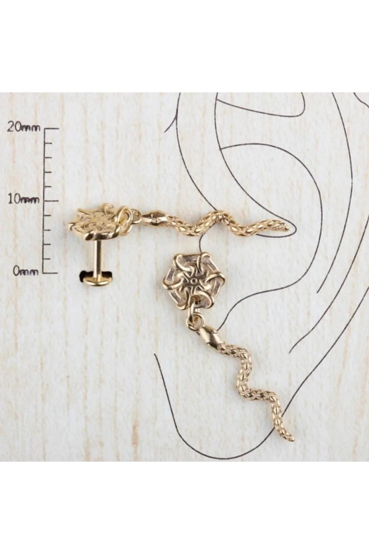 "AGB" Tasarım Uçurtma Figürlü Aksesuarlı  Kulak, Kıkırdak, Helix & Tragus Piercing 1